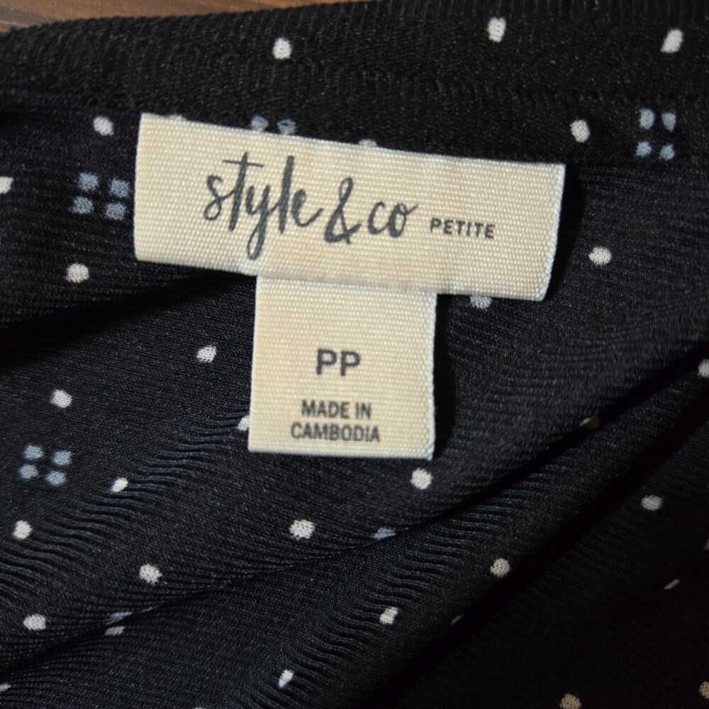 Style & Company Petite Black Button-Down Shirt with Geometric Design XS - Picture 4 of 4